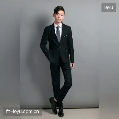 安岩睿